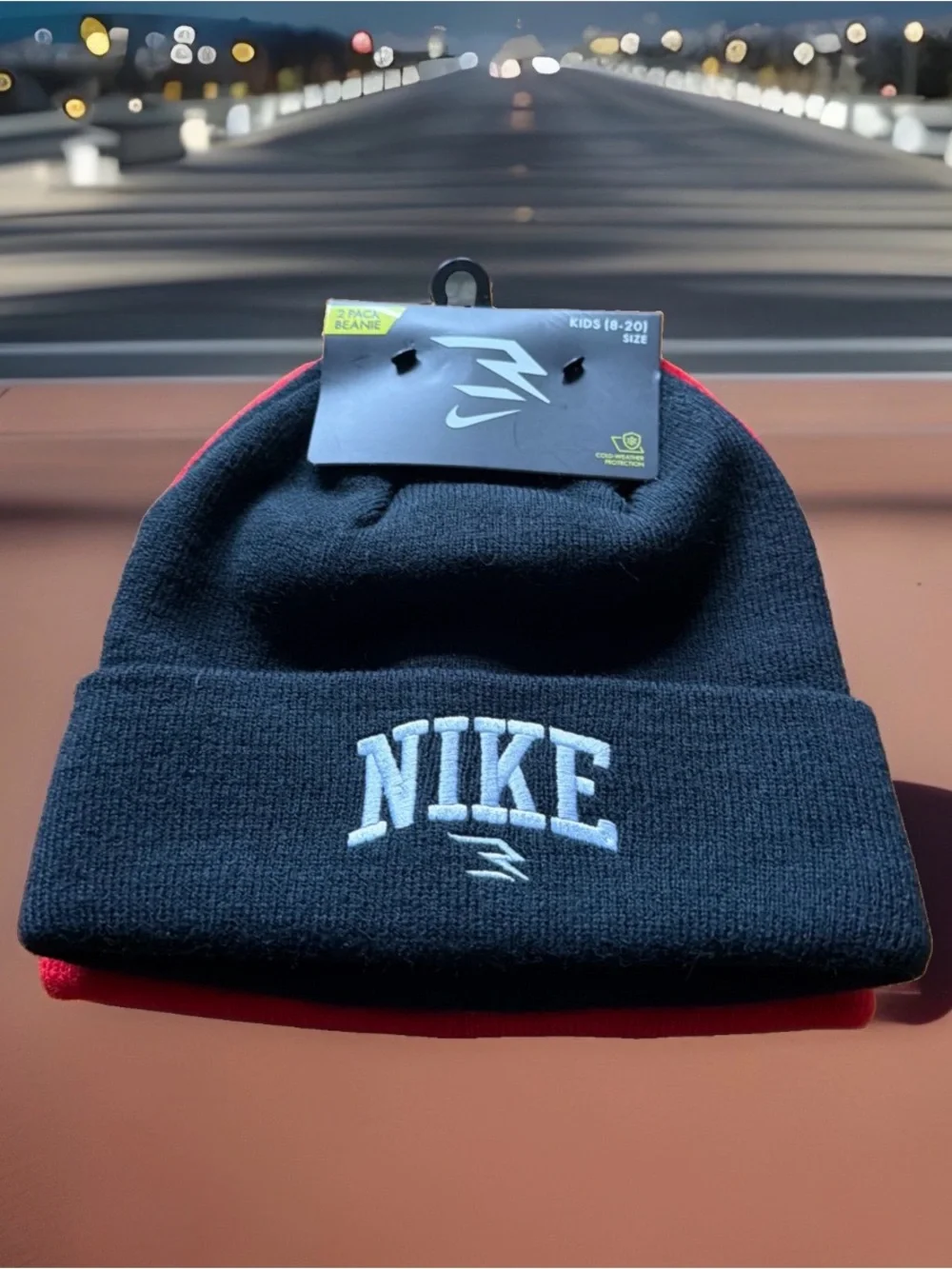 Nike Big Kids Size (8-20) 2-Pack Beanie Set. Black/Red/White Logo. New with Tags
